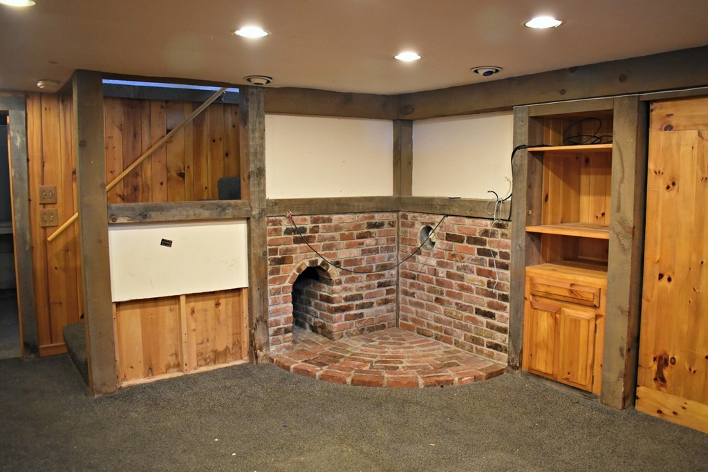 552 Wattaquadock Hill Road Bolton, MA 01740 - Photo 22 of 24 Gallery Image 22