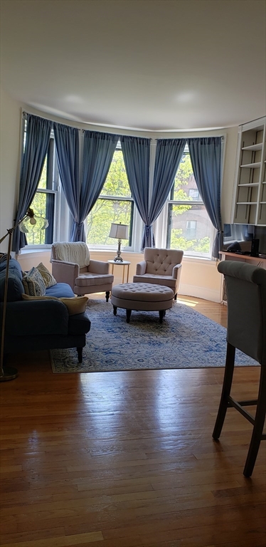488 Beacon Street, Unit 14 Boston, MA 02115 - Photo 4 of 11
