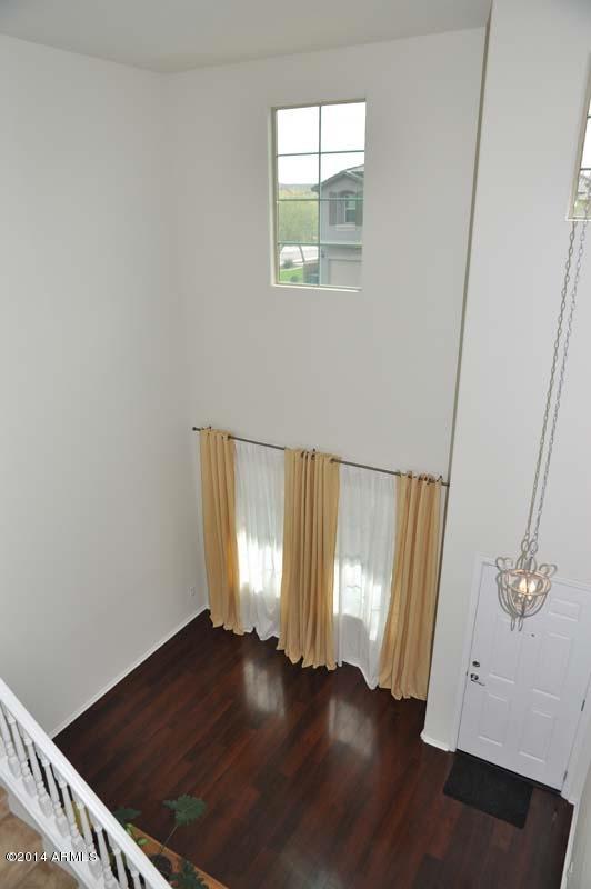 5420 West Yearling Road Phoenix, AZ 85083 - Photo 14 of 42 Living Room3