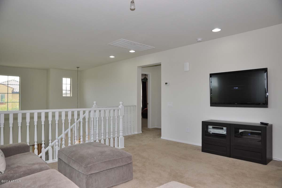 5420 West Yearling Road Phoenix, AZ 85083 - Photo 18 of 42 Loft3