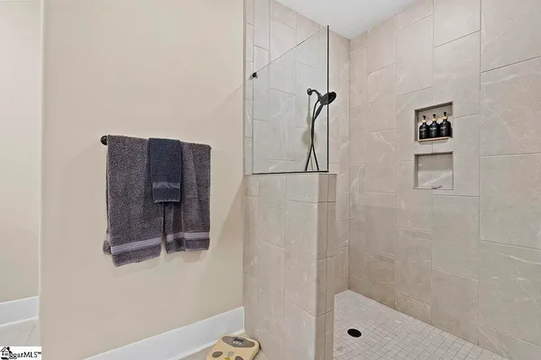 $429,000 | 105 Charlotte Drive, McCormick, SC 29835