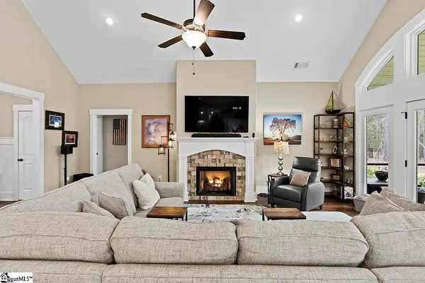 $429,000 | 105 Charlotte Drive, McCormick, SC 29835