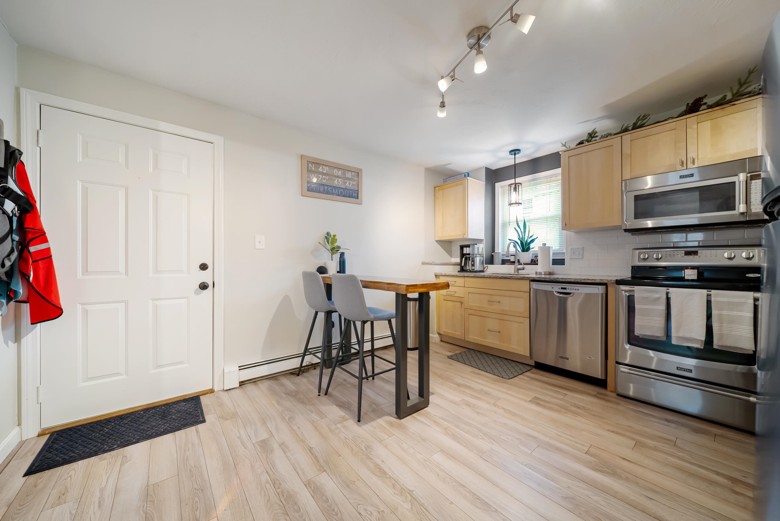 205 Circle Road, Unit 2 Manchester, NH 03103 - Photo 10 of 23