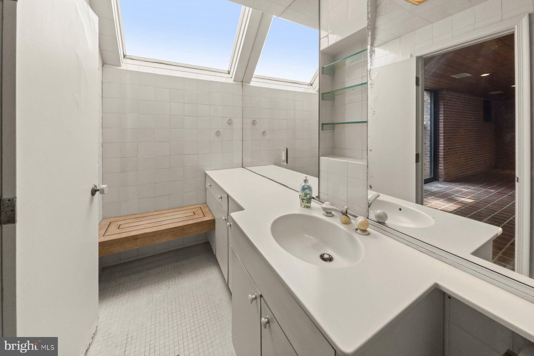 6605 Kenhill Road Bethesda, MD 20817 - Photo 27 of 30
