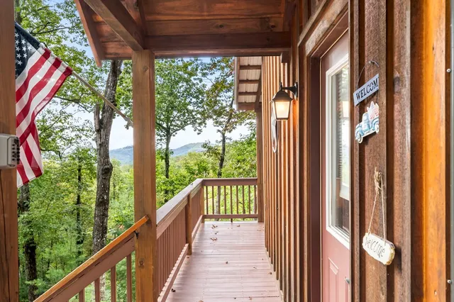a view of a large window with an outdoor space