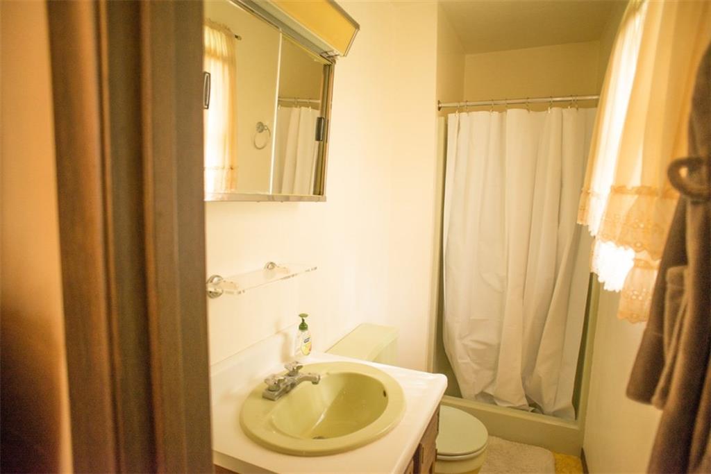 376 Stable Road Indiana, PA 15701 - Photo 10 of 16 Bath