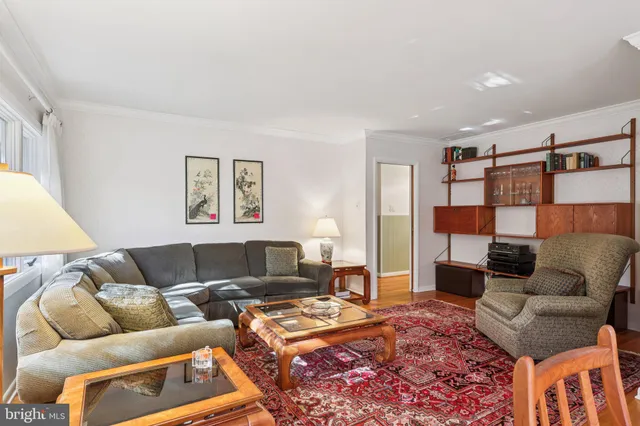 $850,000 | 7 Pontiac Drive, Medford, NJ 08055