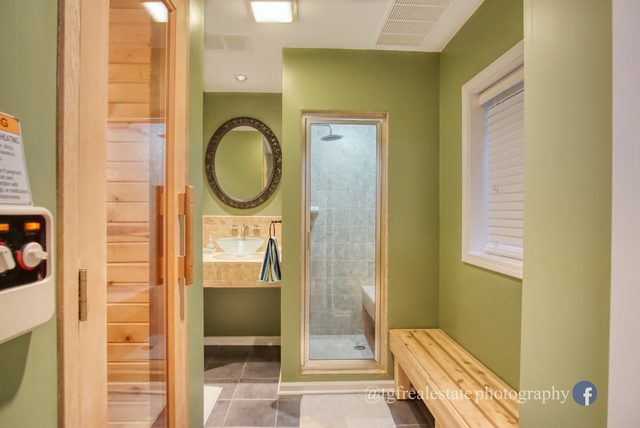 S643 Robbins Street Winfield, IL 60190 - Photo 32 of 40 a bathroom with a sink and a mirror