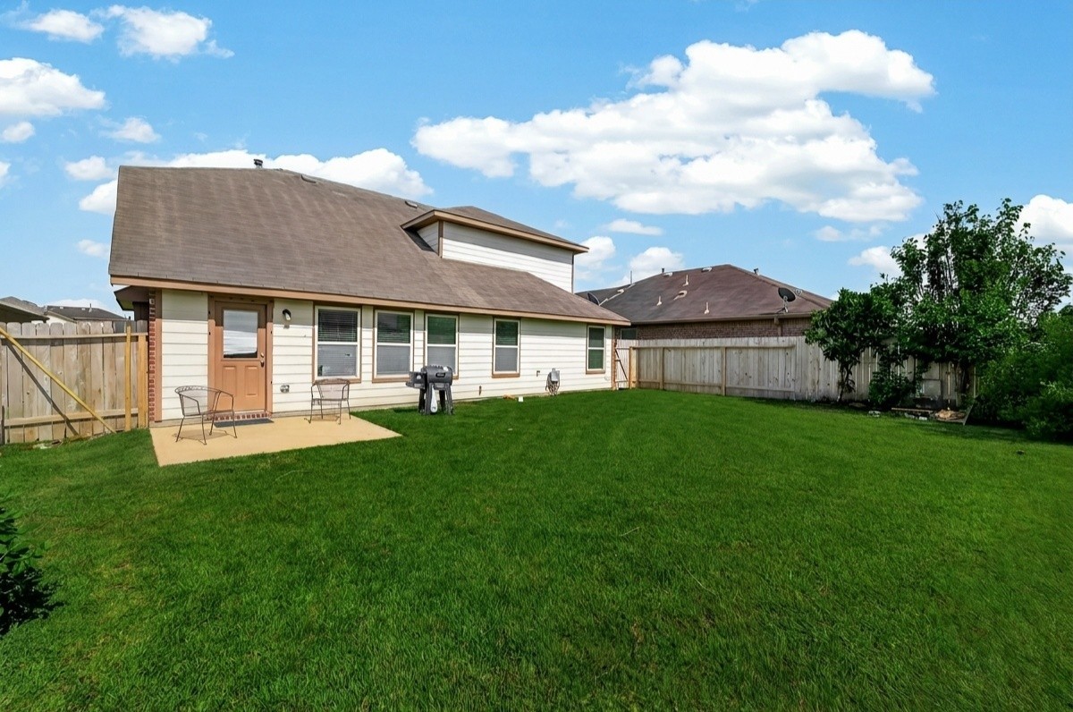 9206 Rustling Manor Lane Richmond, TX 77407 - Photo 32 of 35