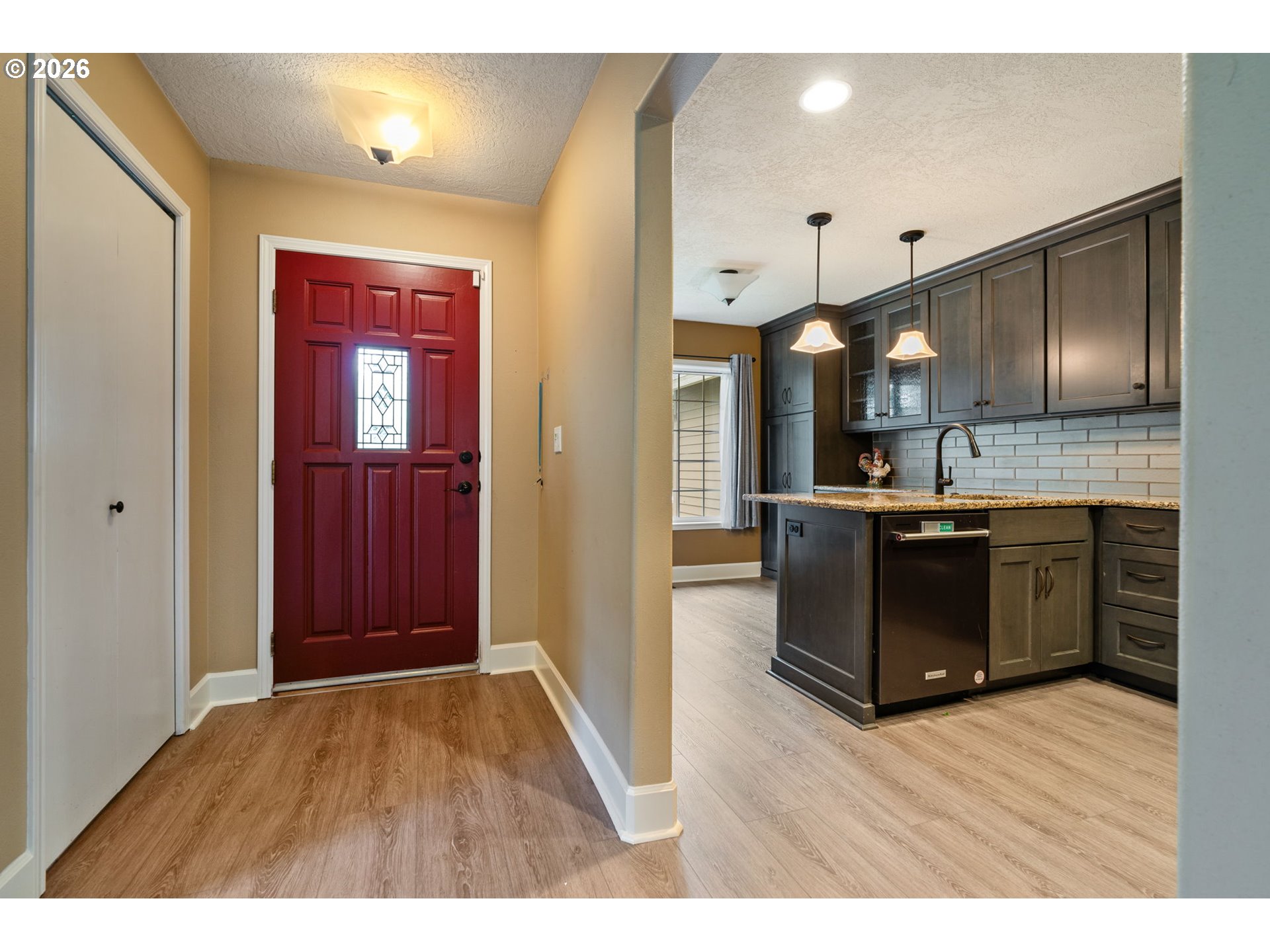 8449 Southwest Alden Street Portland, OR 97223 - Photo 9 of 39