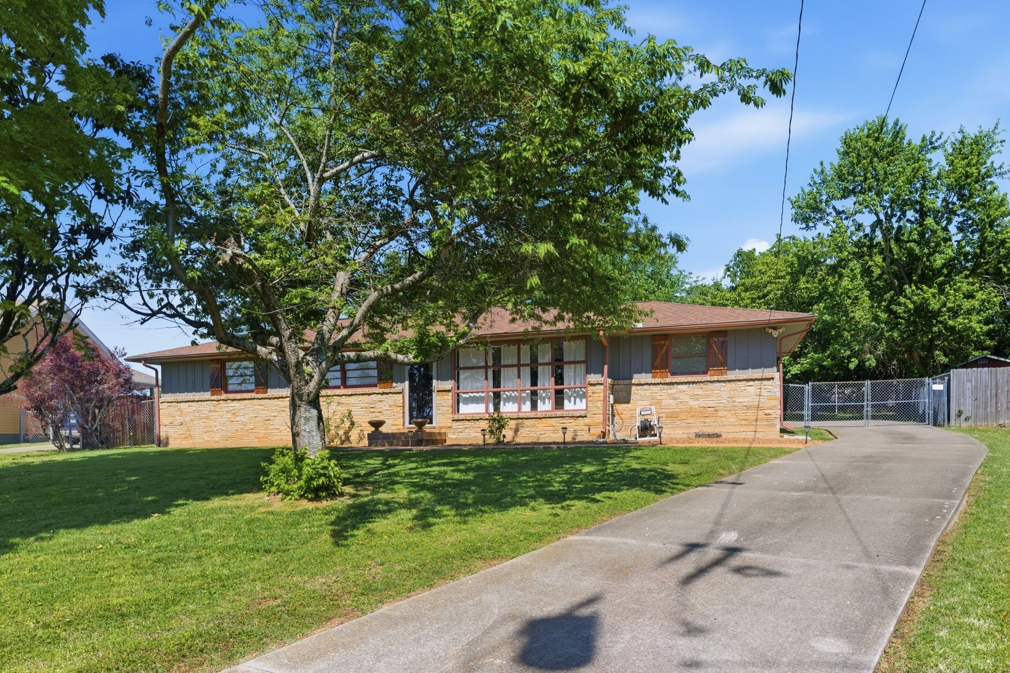 1047 Mitchell Road Nashville, TN 37206 - Photo 1 of 42 Gallery Image 1