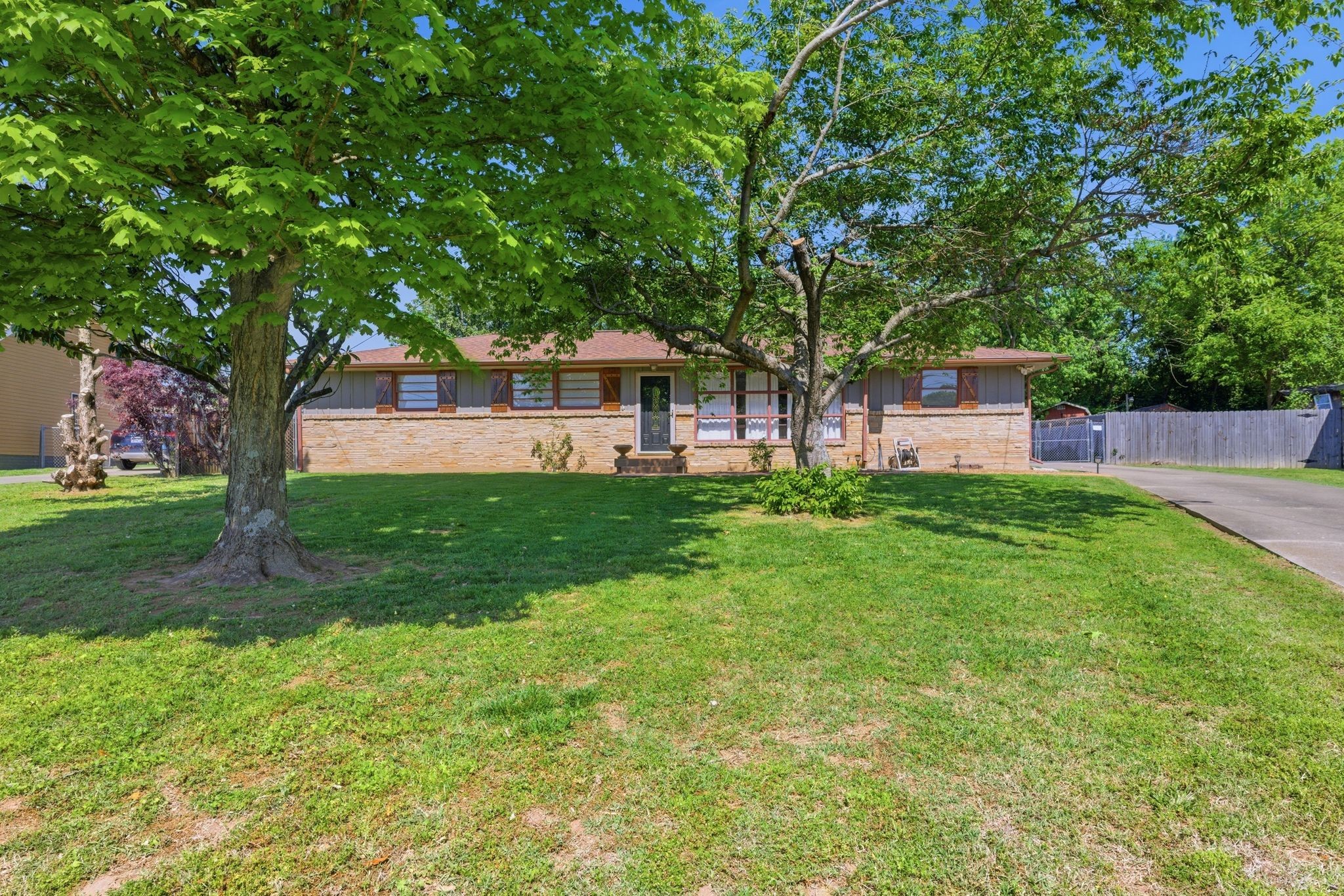 1047 Mitchell Road Nashville, TN 37206 - Photo 2 of 42 Gallery Image 2