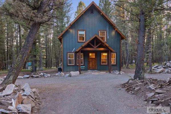 $950,000 | 3542 Glen Tree Drive, Island Park, ID 83429