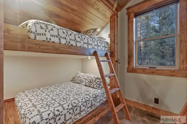 $950,000 | 3542 Glen Tree Drive, Island Park, ID 83429