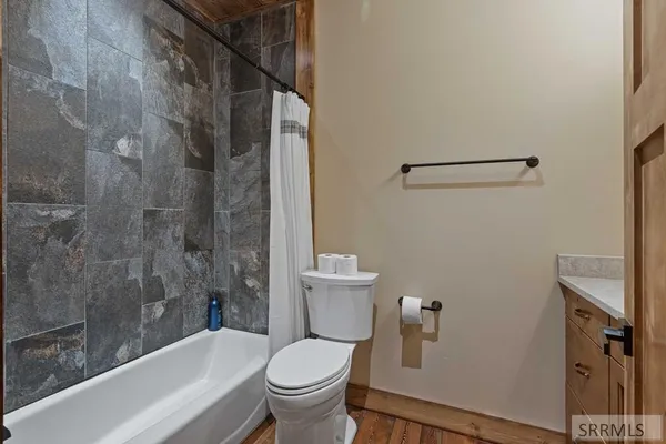 $950,000 | 3542 Glen Tree Drive, Island Park, ID 83429