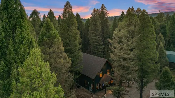 $950,000 | 3542 Glen Tree Drive, Island Park, ID 83429