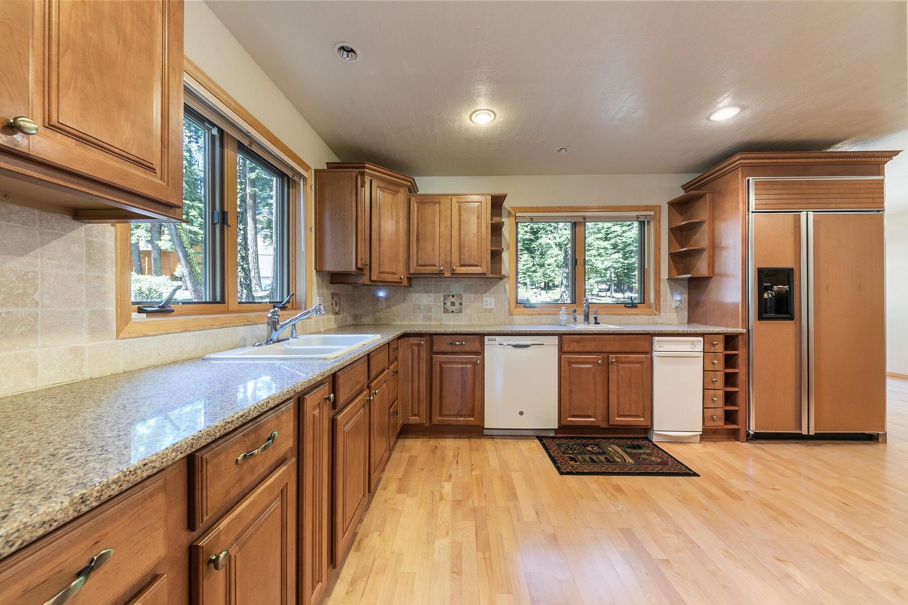5889 Victoria Road Carnelian Bay, CA 96140 - Photo 8 of 27 Gallery Image 8