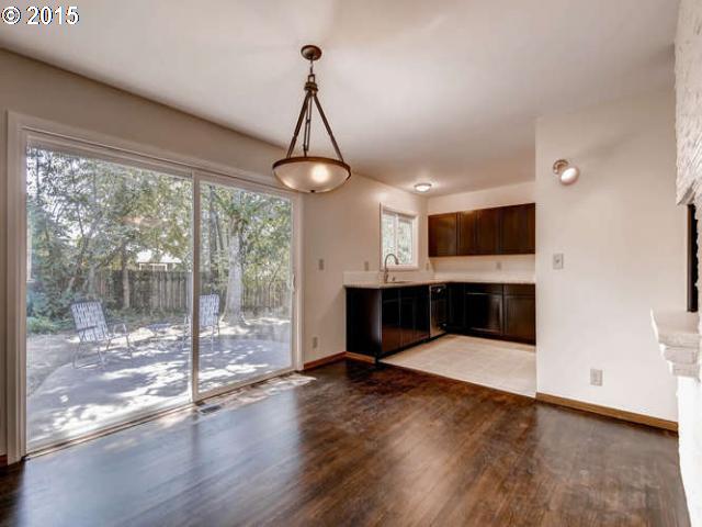 6444 Southwest Radcliff Street Portland, OR 97219 - Photo 5 of 16 Gallery Image 5