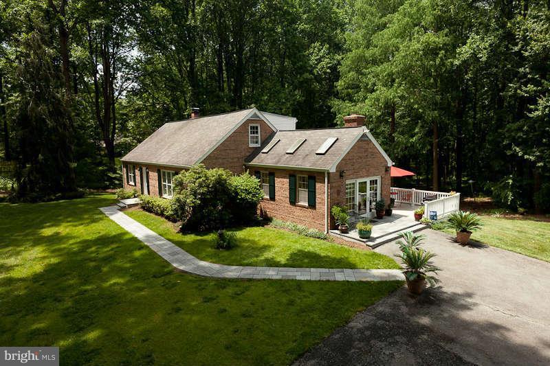 470 Ednor Road Ashton, MD 20861 - Photo 3 of 30 Exterior (General)