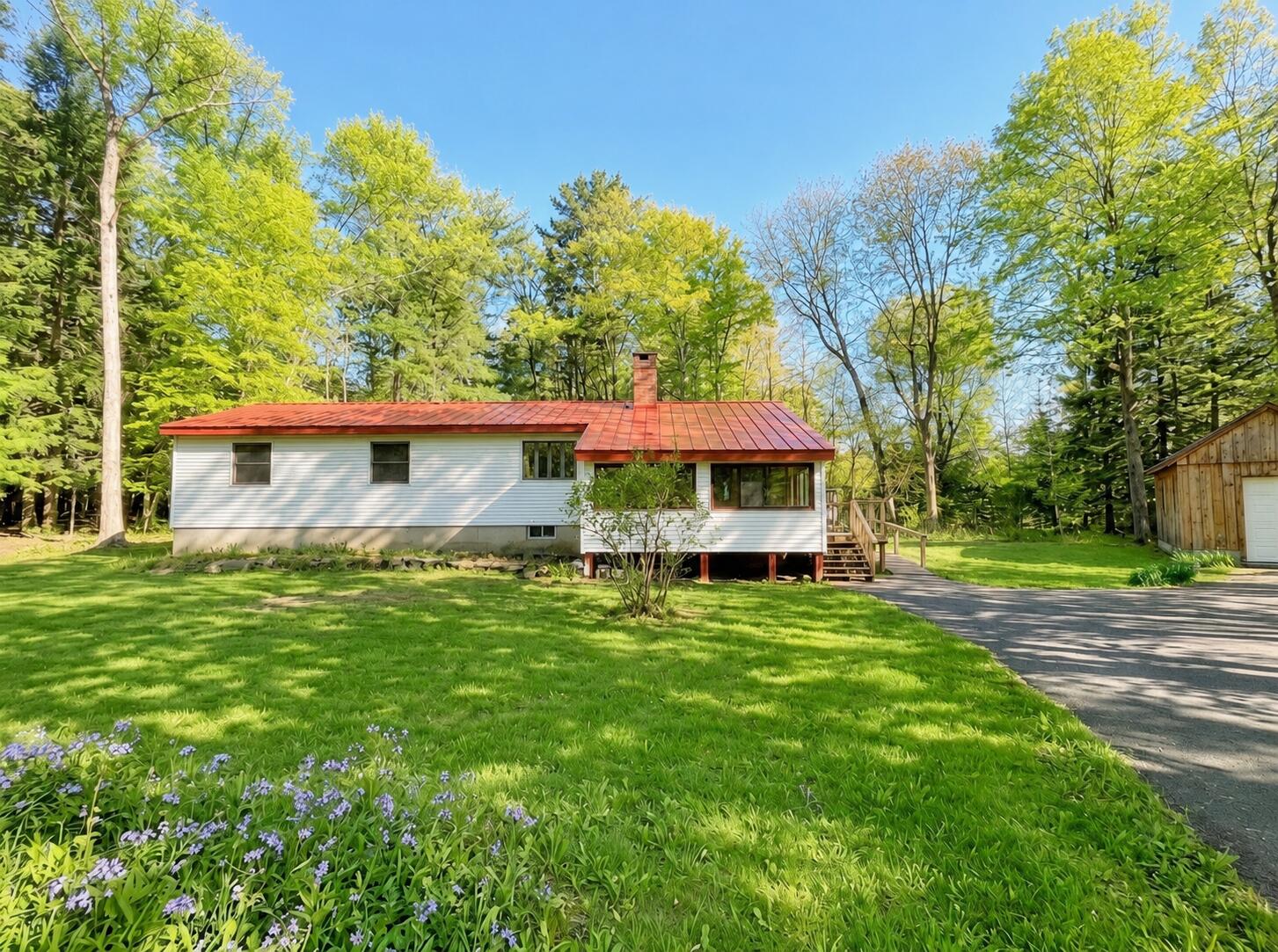 91 Town Farm Road North Yarmouth, ME 04097 - Photo 1 of 1 Front