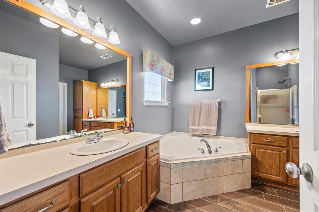 15099 Saddle Ridge Circle Terrell, TX 75160 - Photo 17 of 40 Gallery Image 17