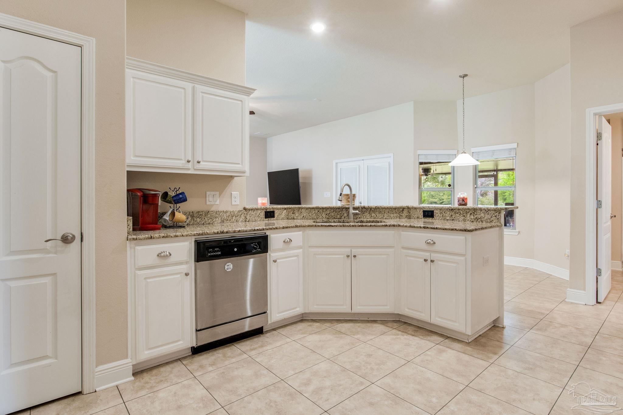 966 Perdido Road Cantonment, FL 32533 - Photo 6 of 67