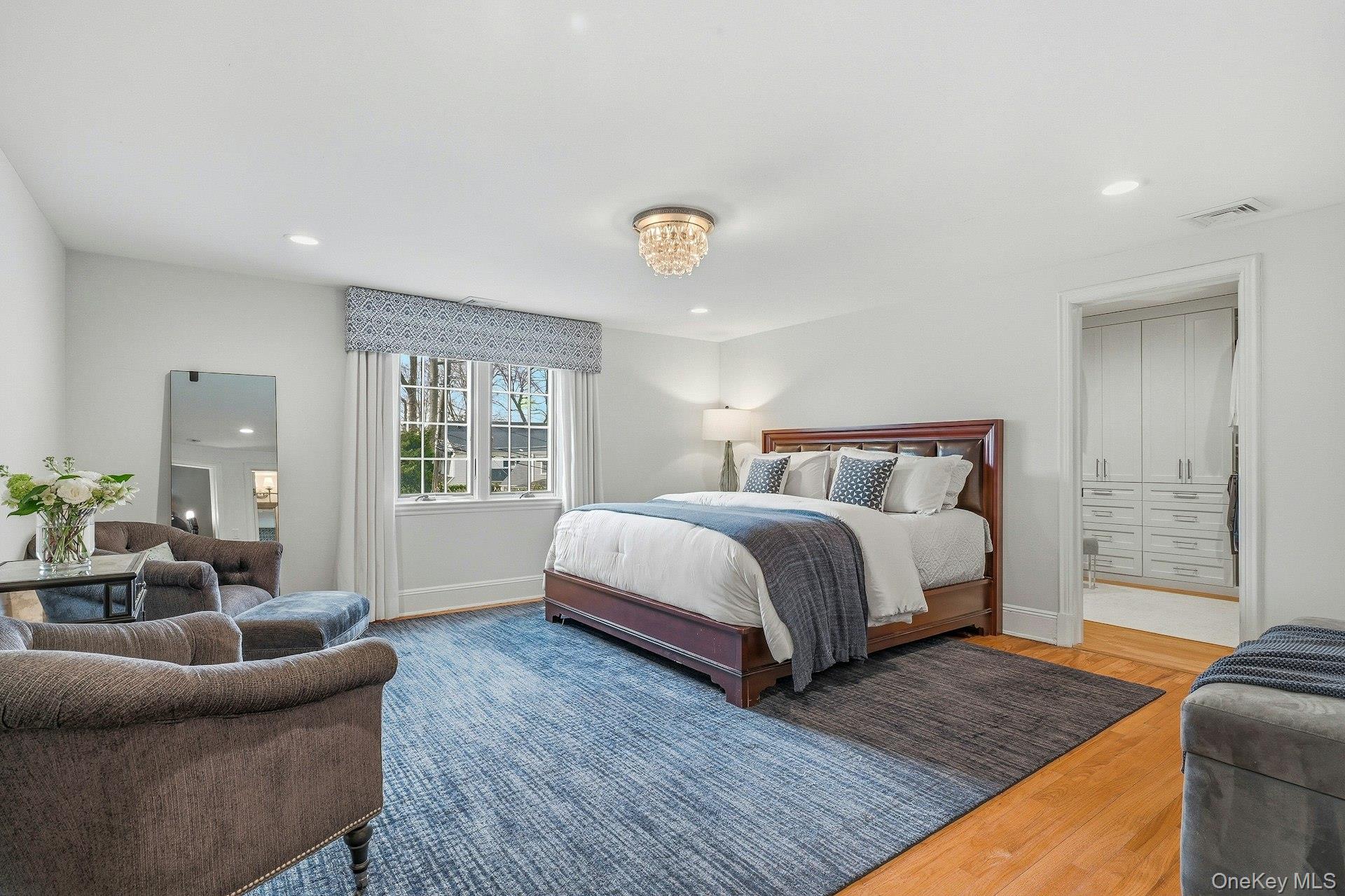 106 Thayer Road Manhasset, NY 11030 - Photo 22 of 40