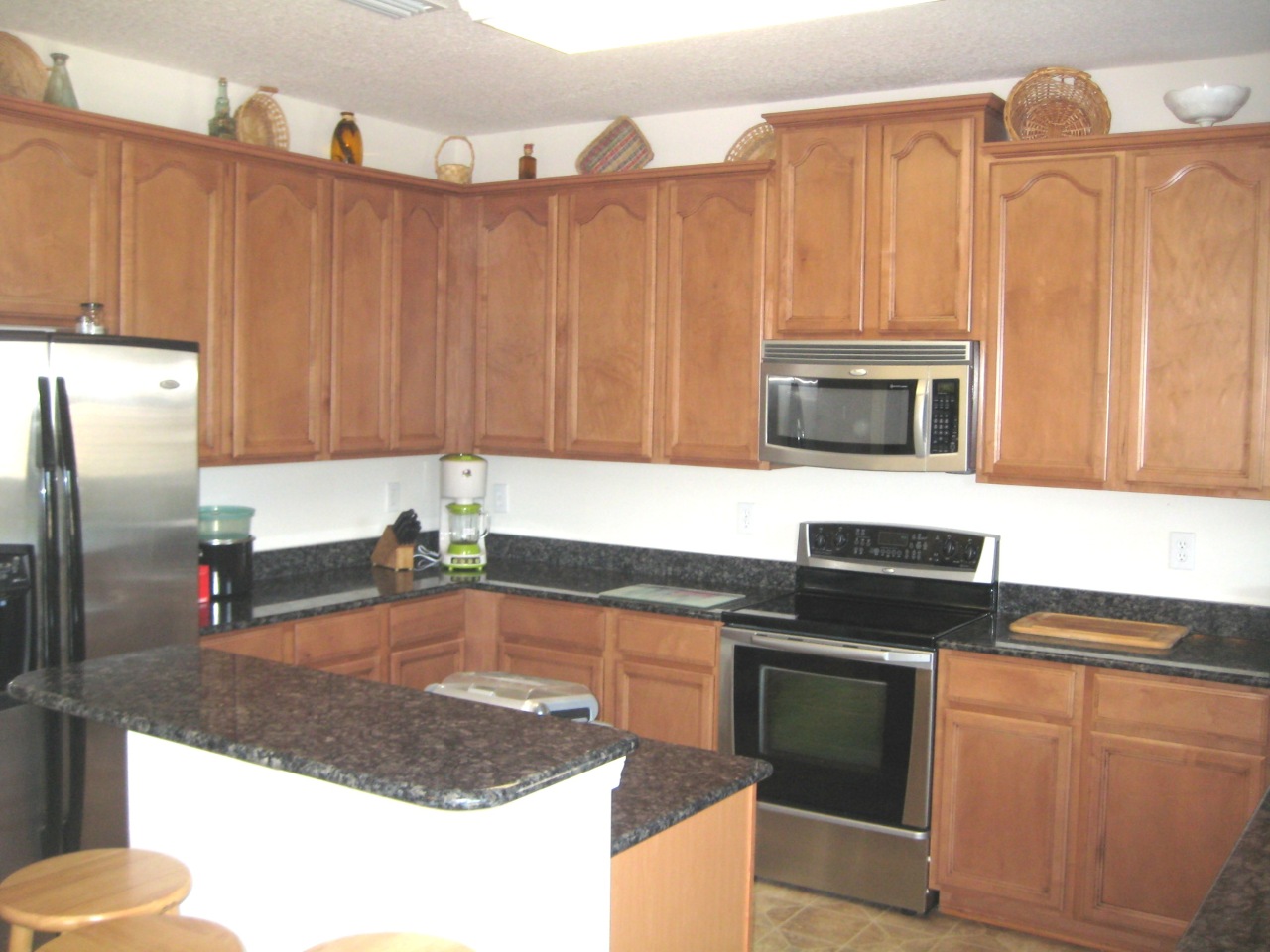 932 Silver Spring Court St. Augustine, FL 32092 - Photo 10 of 18 Kitchen