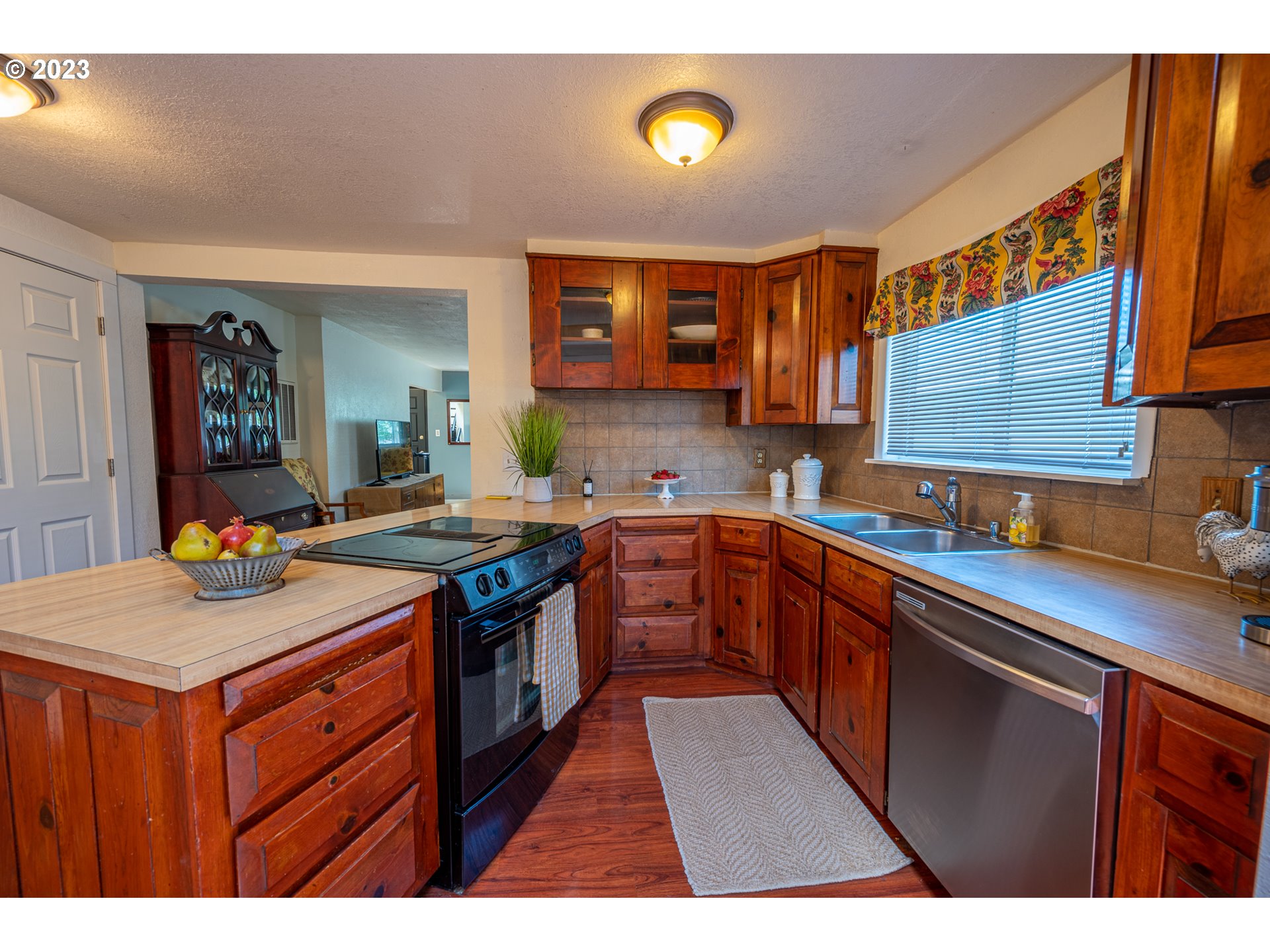 829 C Street Myrtle Point, OR 97458 - Photo 19 of 47 Gallery Image 19