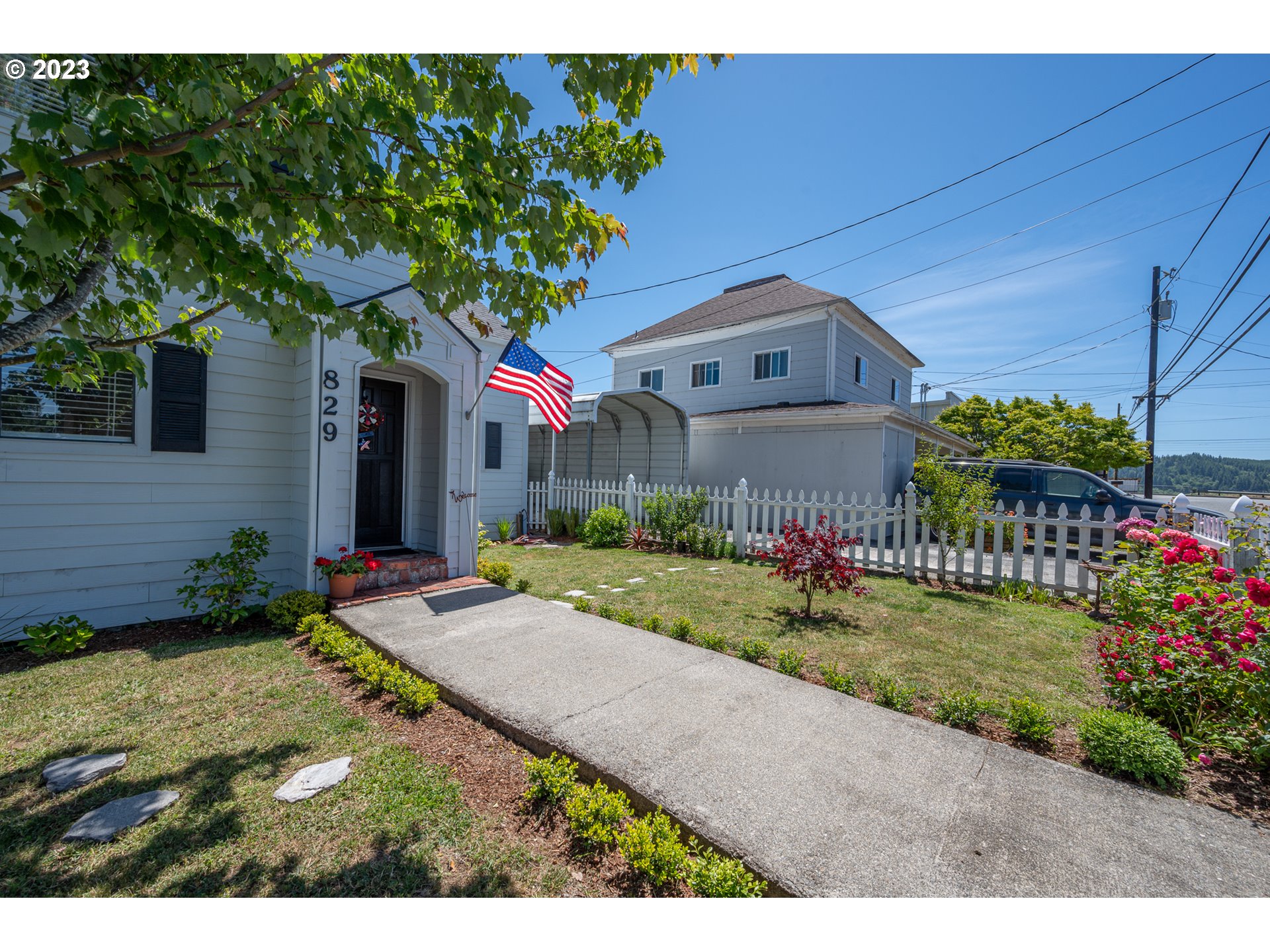 829 C Street Myrtle Point, OR 97458 - Photo 10 of 47 Gallery Image 10