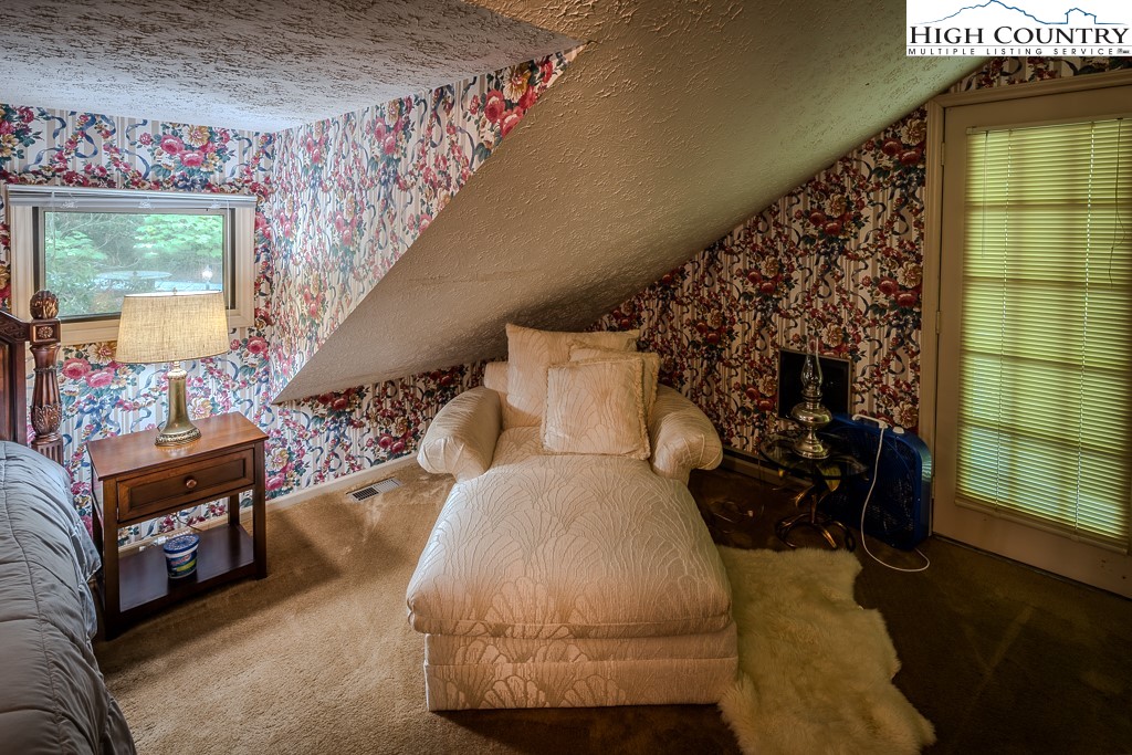 1104 Dogwood Boone, NC 28607 - Photo 18 of 36