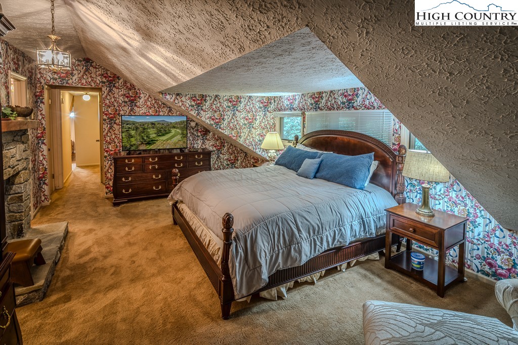 1104 Dogwood Boone, NC 28607 - Photo 19 of 36