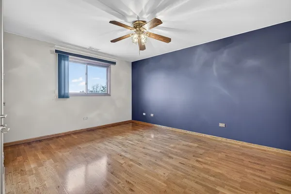 $240,000 | 7545 Sheridan Drive, Unit 23D, Willowbrook, IL 60527