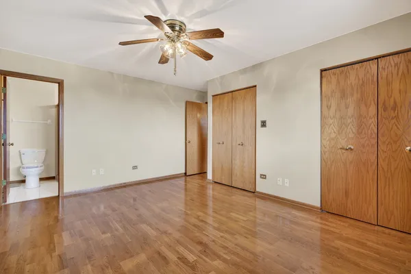 $240,000 | 7545 Sheridan Drive, Unit 23D, Willowbrook, IL 60527