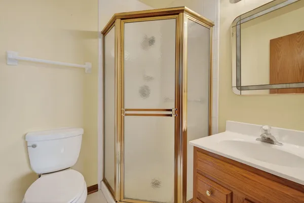 $240,000 | 7545 Sheridan Drive, Unit 23D, Willowbrook, IL 60527