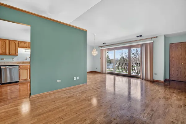 $240,000 | 7545 Sheridan Drive, Unit 23D, Willowbrook, IL 60527