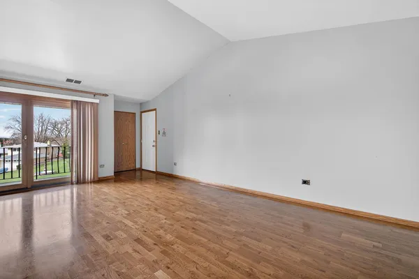 $240,000 | 7545 Sheridan Drive, Unit 23D, Willowbrook, IL 60527