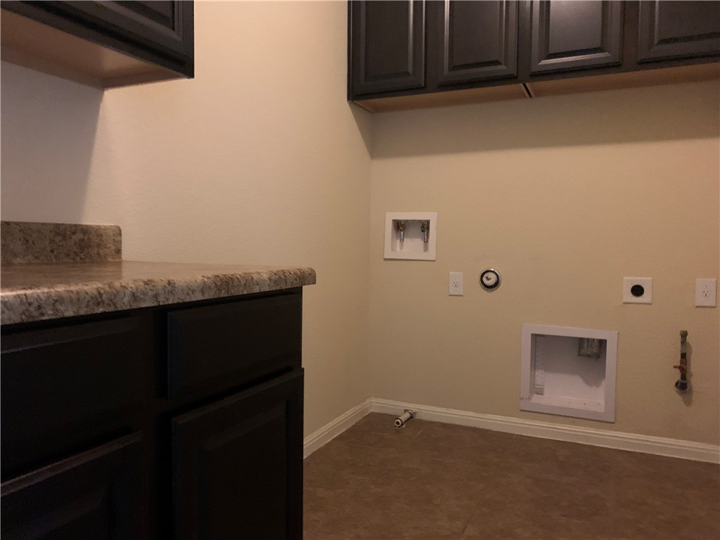 14001 Avery Ranch Boulevard, Unit 2902 Austin, TX 78717 - Photo 12 of 14 a view of a kitchen