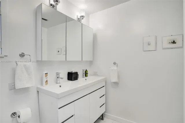 $1,997,500 | 2156 Northeast 187th Street, North Miami Beach, FL 33179