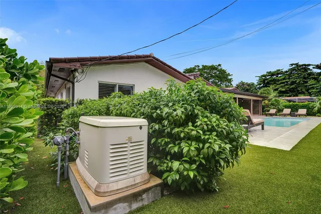 $1,997,500 | 2156 Northeast 187th Street, North Miami Beach, FL 33179