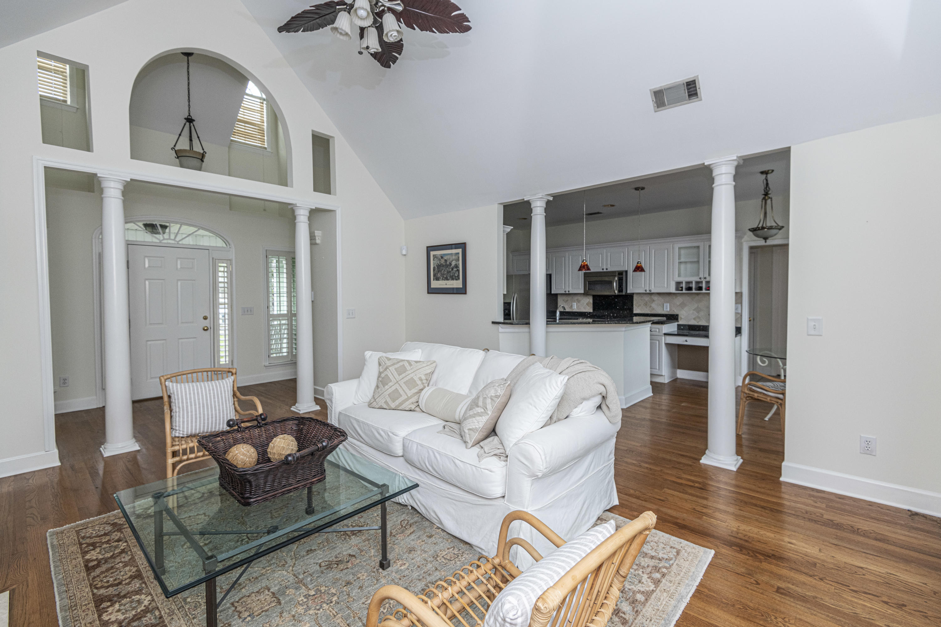 1385 Woodlock Road Mount Pleasant, SC 29464 - Photo 14 of 38 DSC_1217