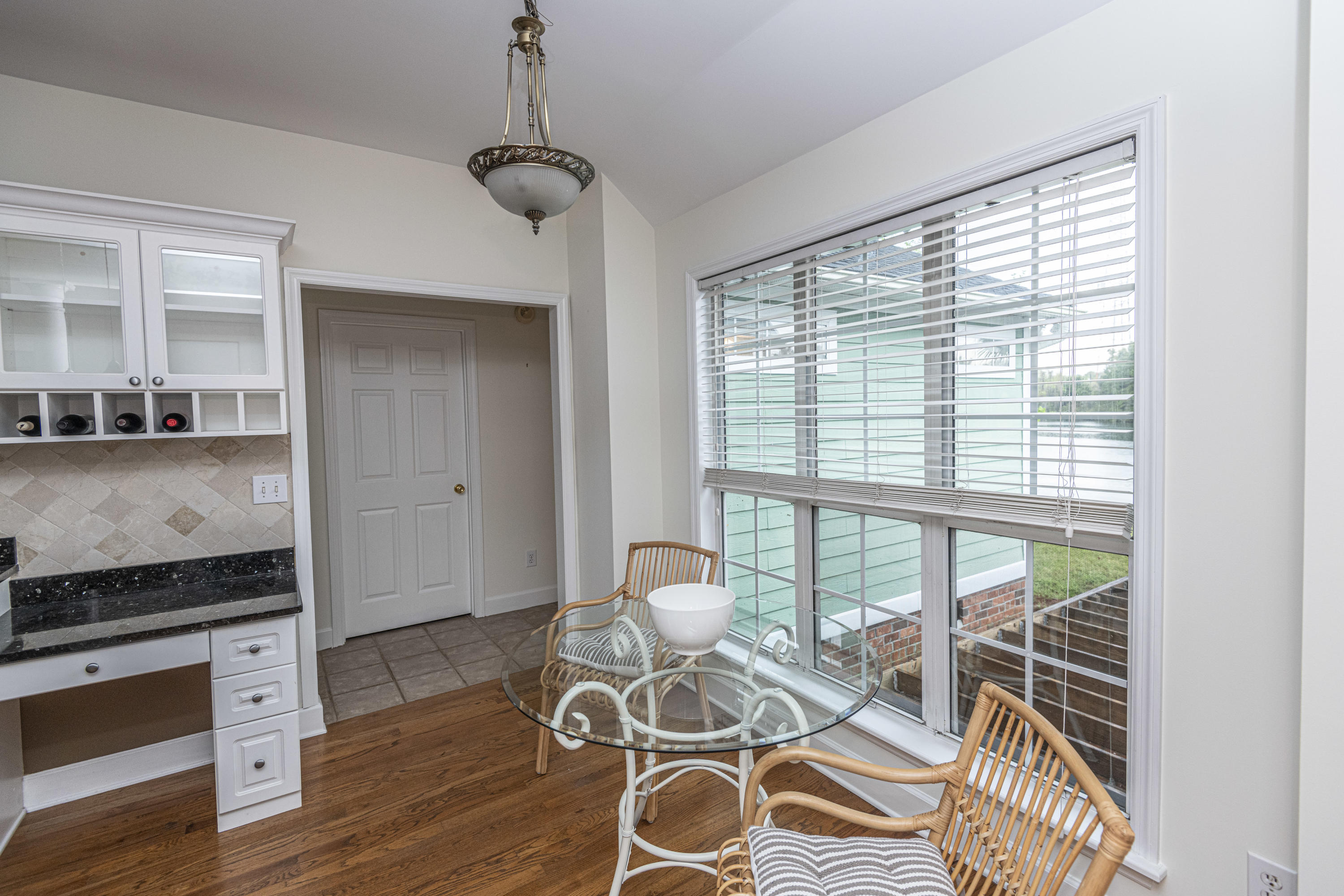 1385 Woodlock Road Mount Pleasant, SC 29464 - Photo 10 of 38 DSC_1219