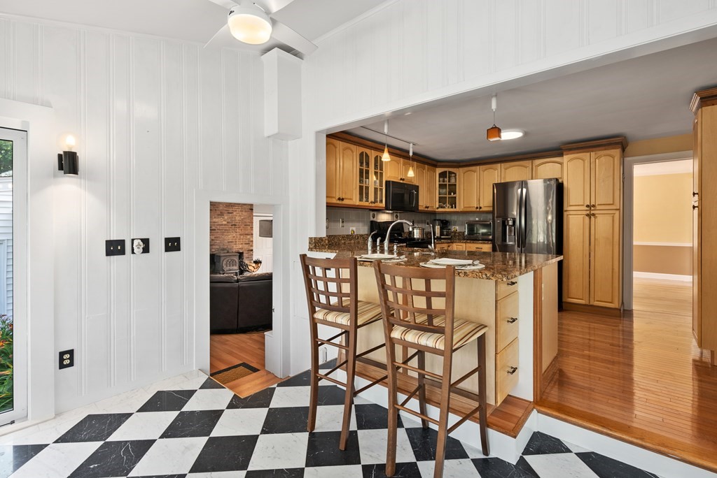 29 Snake Brook Road Wayland, MA 01778 - Photo 13 of 25 Gallery Image 13