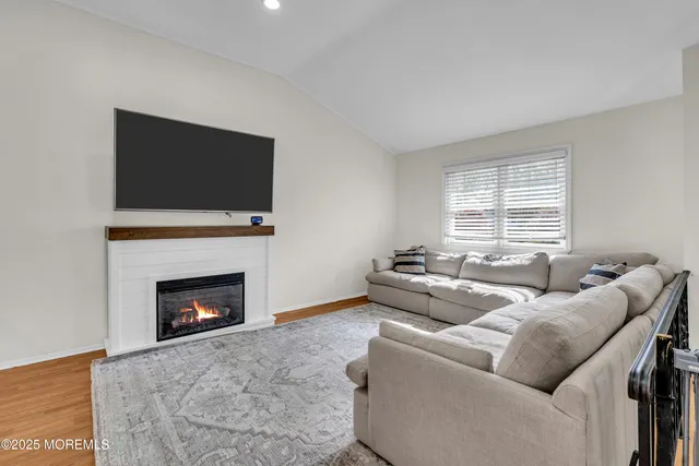 $449,000 | 6 Robin Road, Unit 1000, Howell, NJ 07731