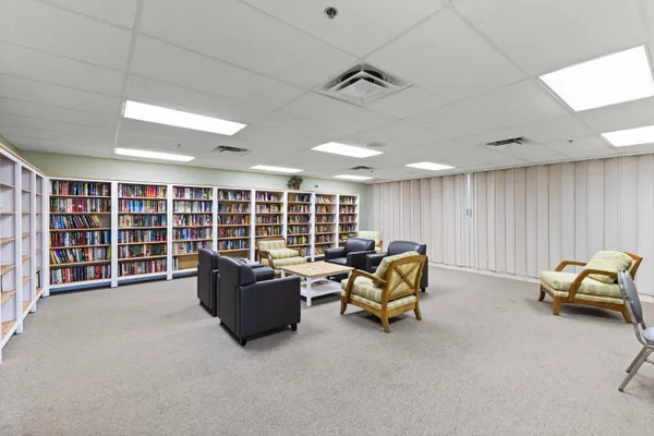 $236,900 | 15492 Lakes Of Delray Boulevard, Unit 203, Delray Beach, FL 33484