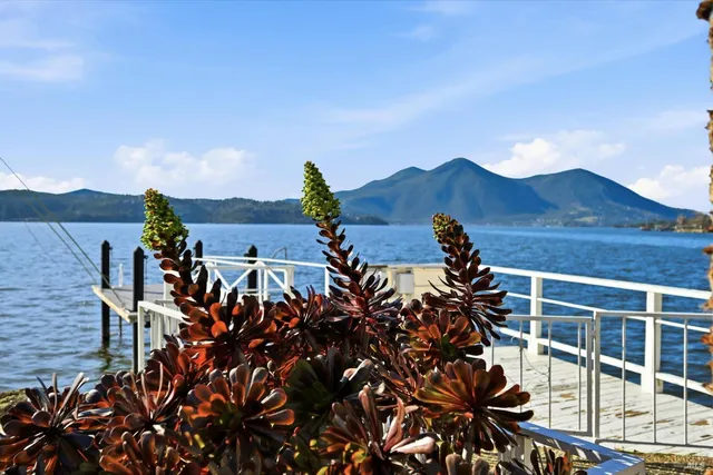 $690,000 | 13319 Lakeshore Drive, Clearlake, CA 95422