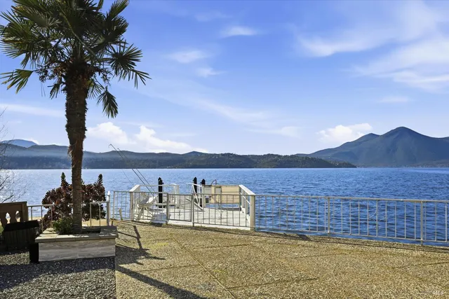 $690,000 | 13319 Lakeshore Drive, Clearlake, CA 95422