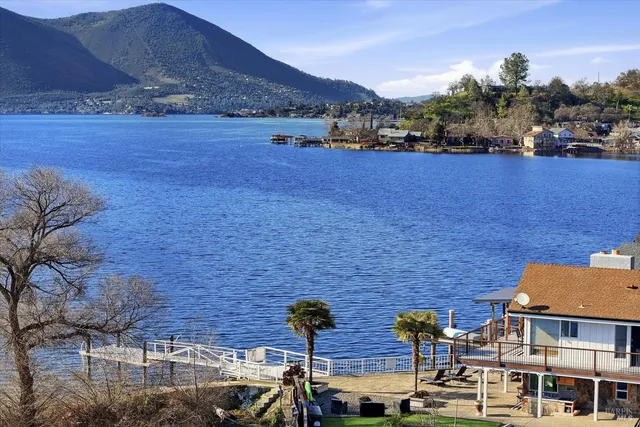 $690,000 | 13319 Lakeshore Drive, Clearlake, CA 95422
