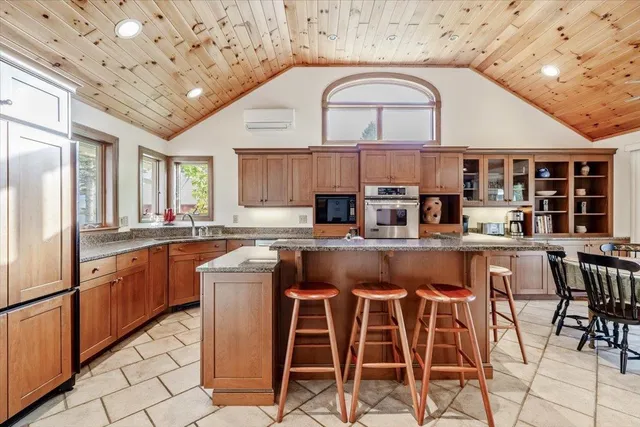 $895,000 | 120 Poor Farm Road, Alburgh, VT 05440