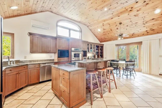 $895,000 | 120 Poor Farm Road, Alburgh, VT 05440